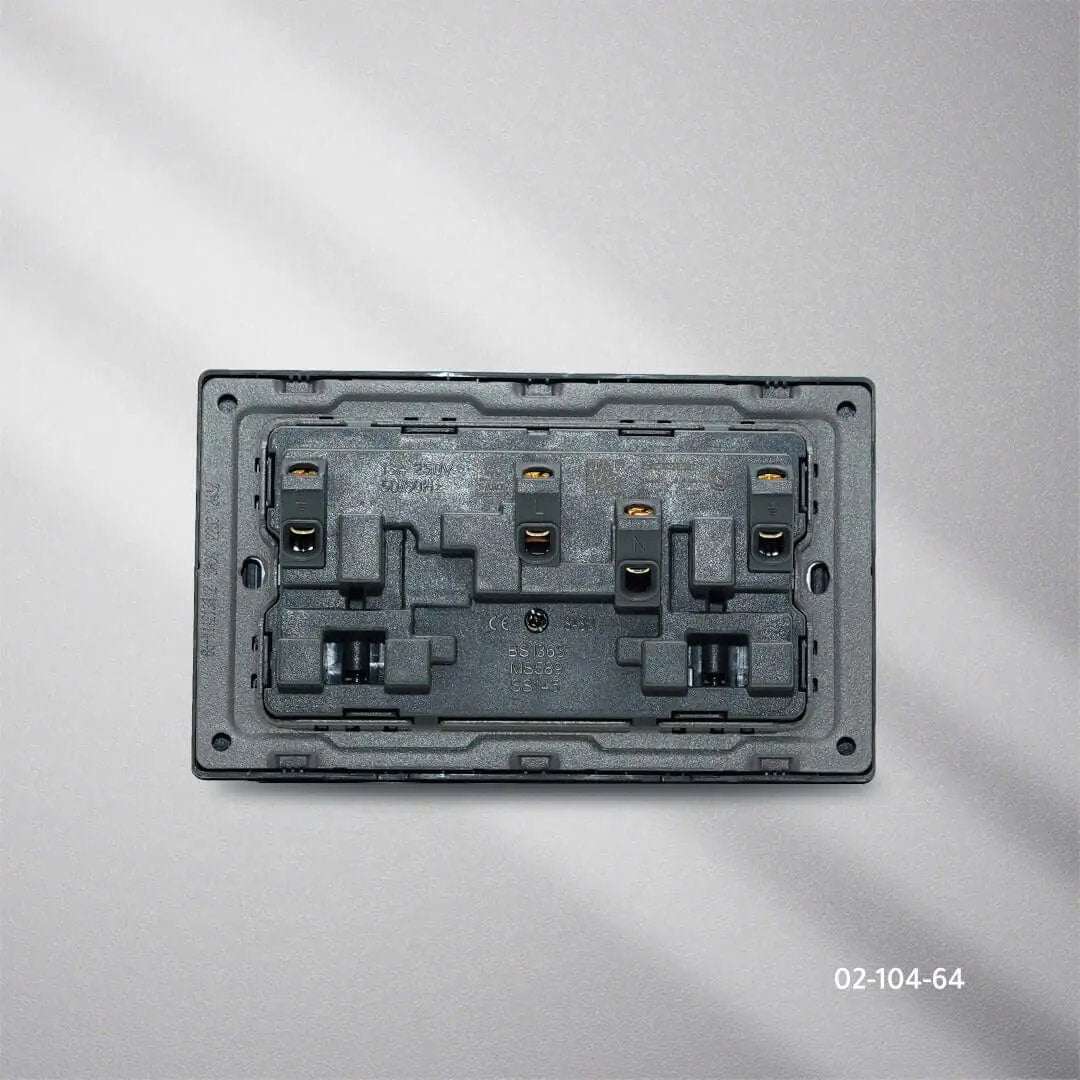 فيش بمفتاح مجوز اسود  BOQATI A13 - Zinco