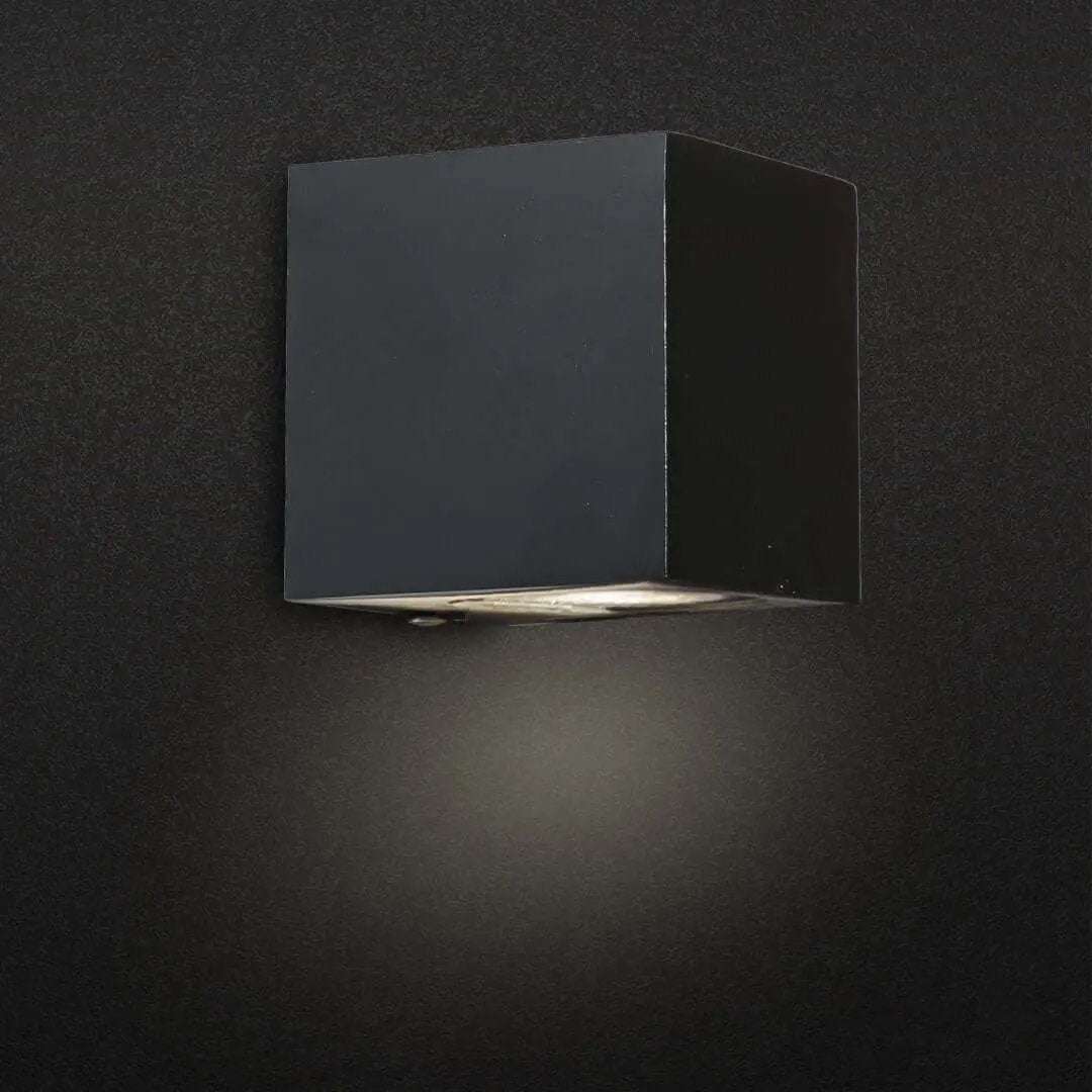 كشاف جداري اسود ZINSA - Zinco