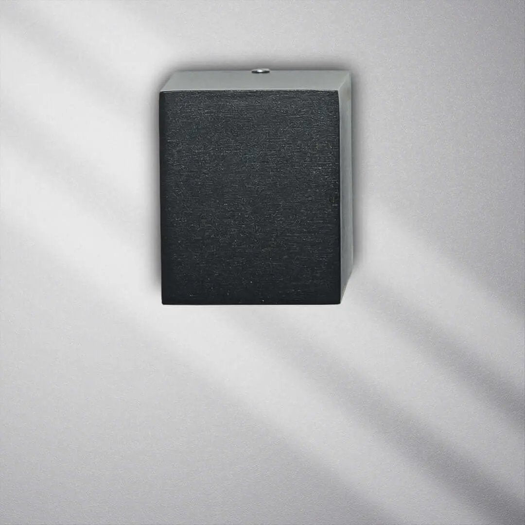 كشاف جداري اسود ZINSA - Zinco