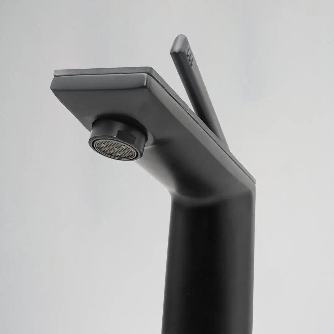 خلاط مغسلة اسود  FLAGON - Zinco