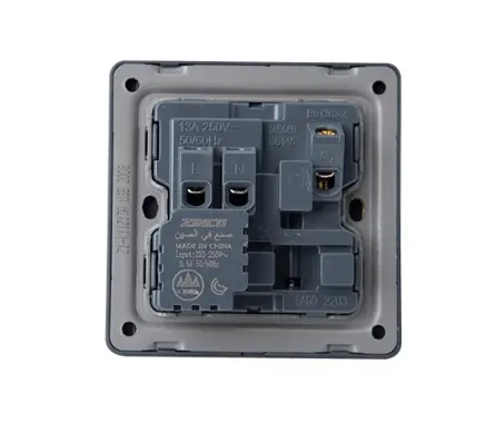 فيش بمفتاح+USB اسود ZINCO A13 - Zinco