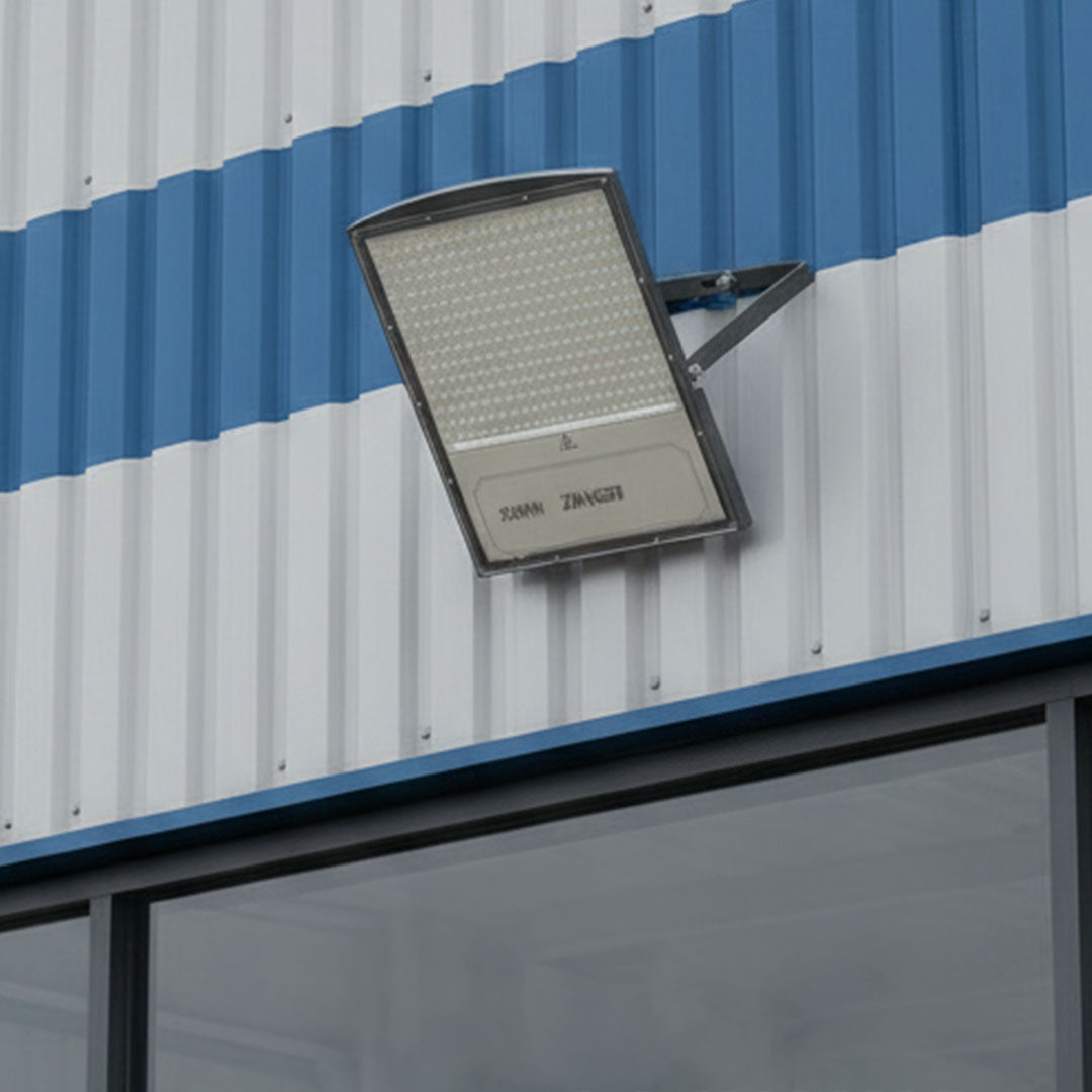 كشاف خارجي متحرك ابيض كهربائي ZINSA/FL316/200W/6500K