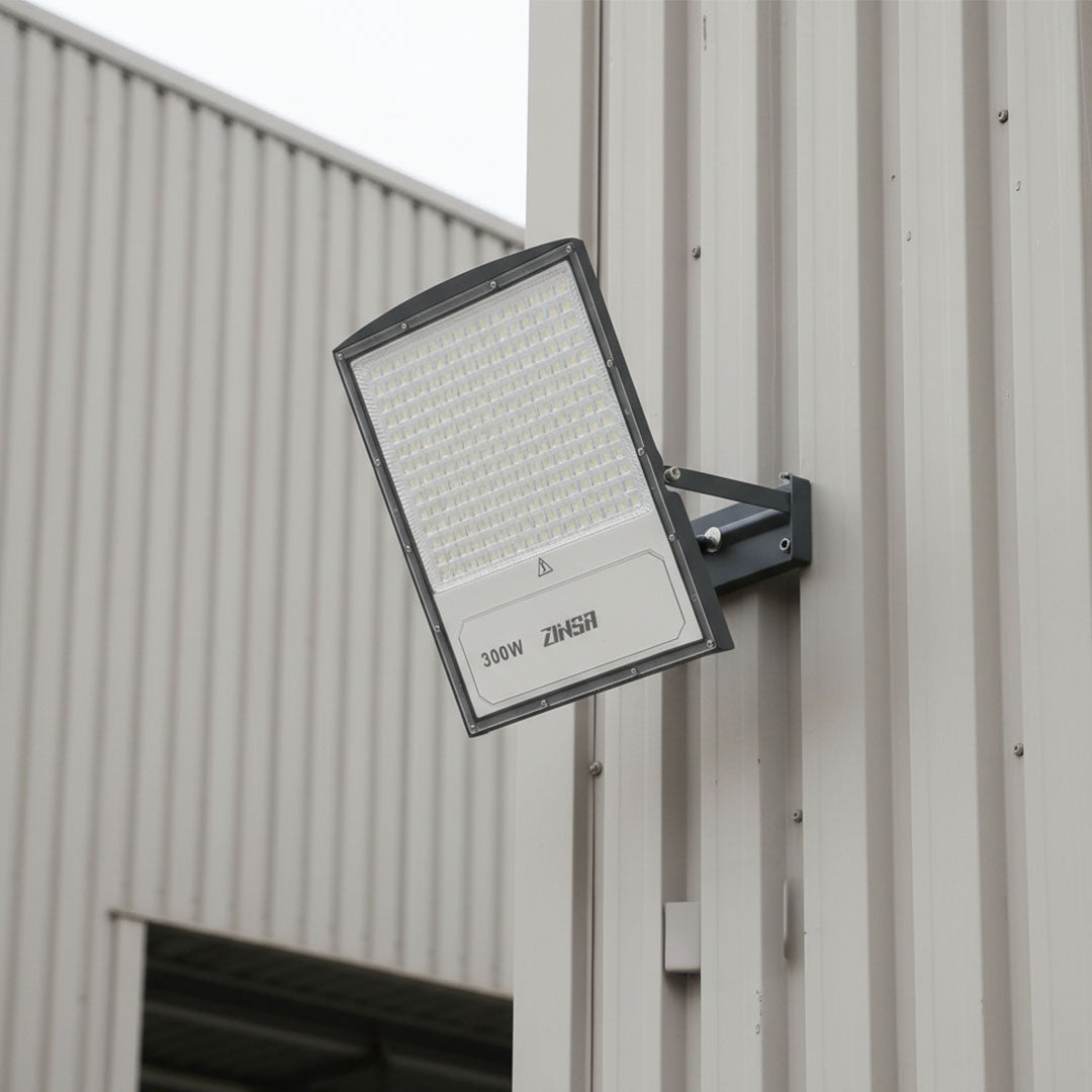 كشاف خارجي متحرك كهربائي ابيض ZINSA/FL316/300W/6500K