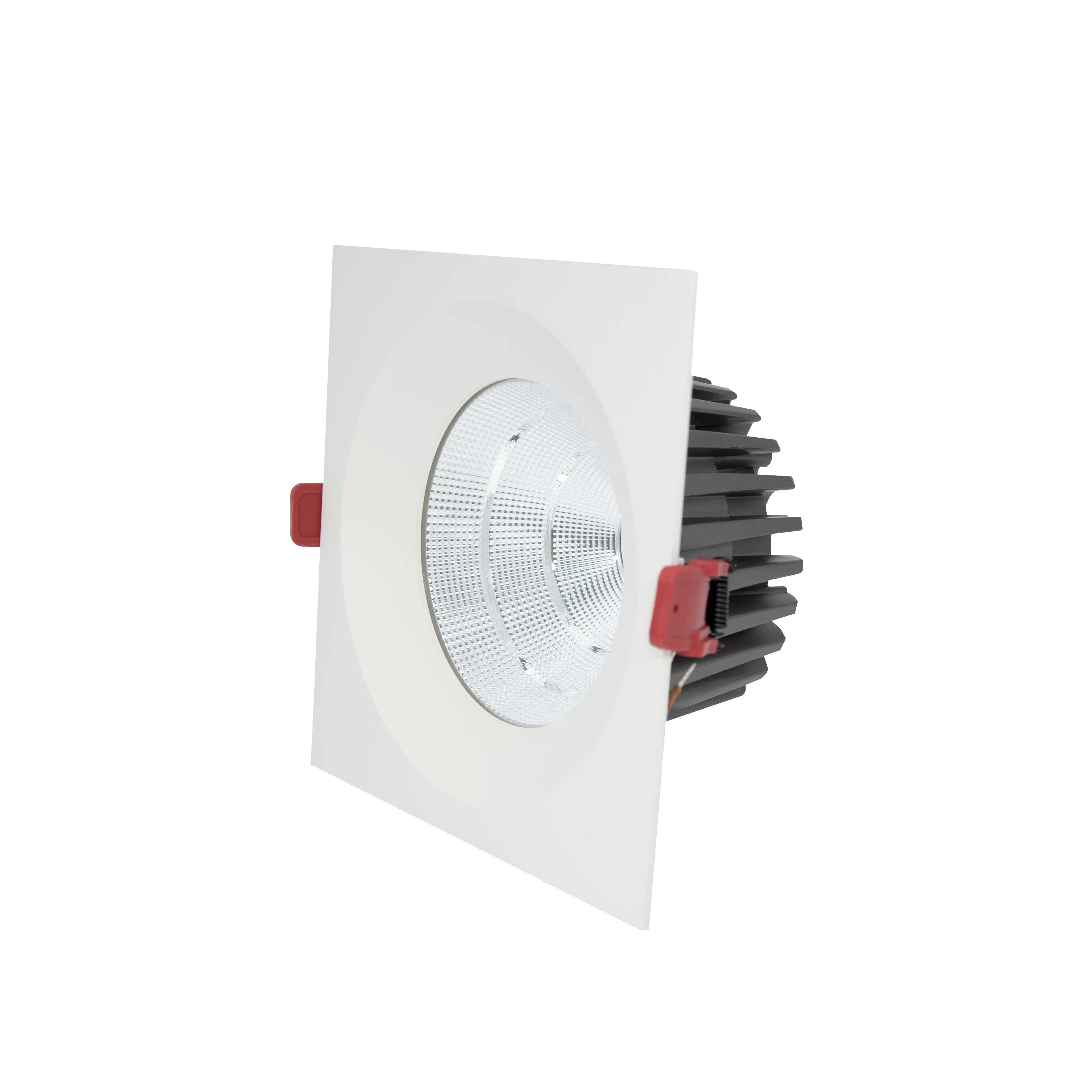 كشاف سبوت لايت من زينكو - 20 واط - اضاءة شمسية - Zinco